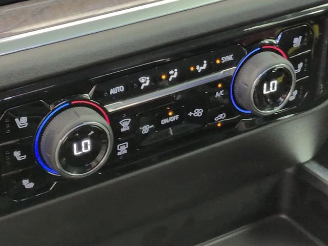 Used 2025 Chevrolet Silverado 1500 LTZ w/ LTZ Premium Package image 24