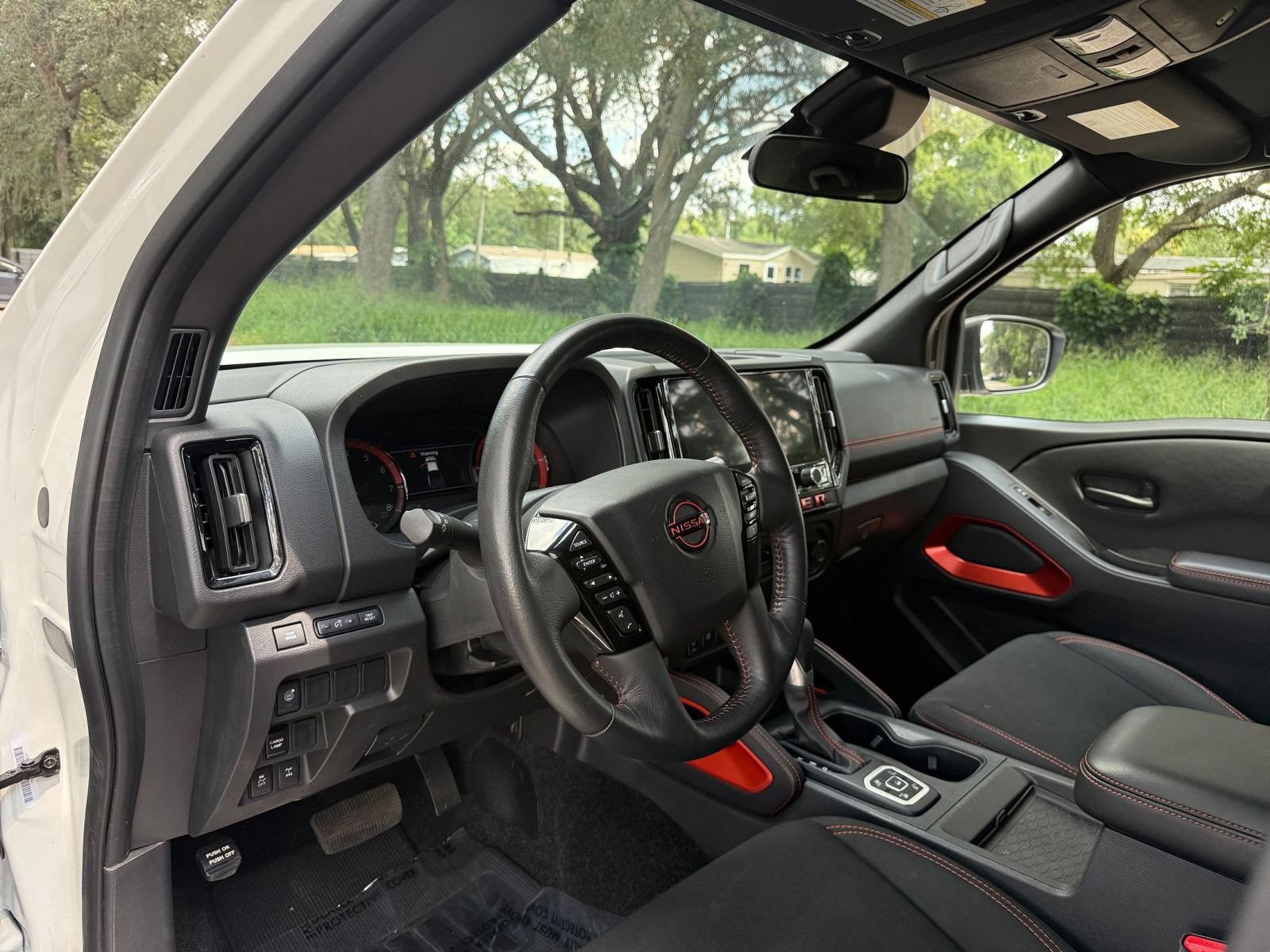 Used 2026 Nissan Frontier PRO-4X AWD/4WD image 30