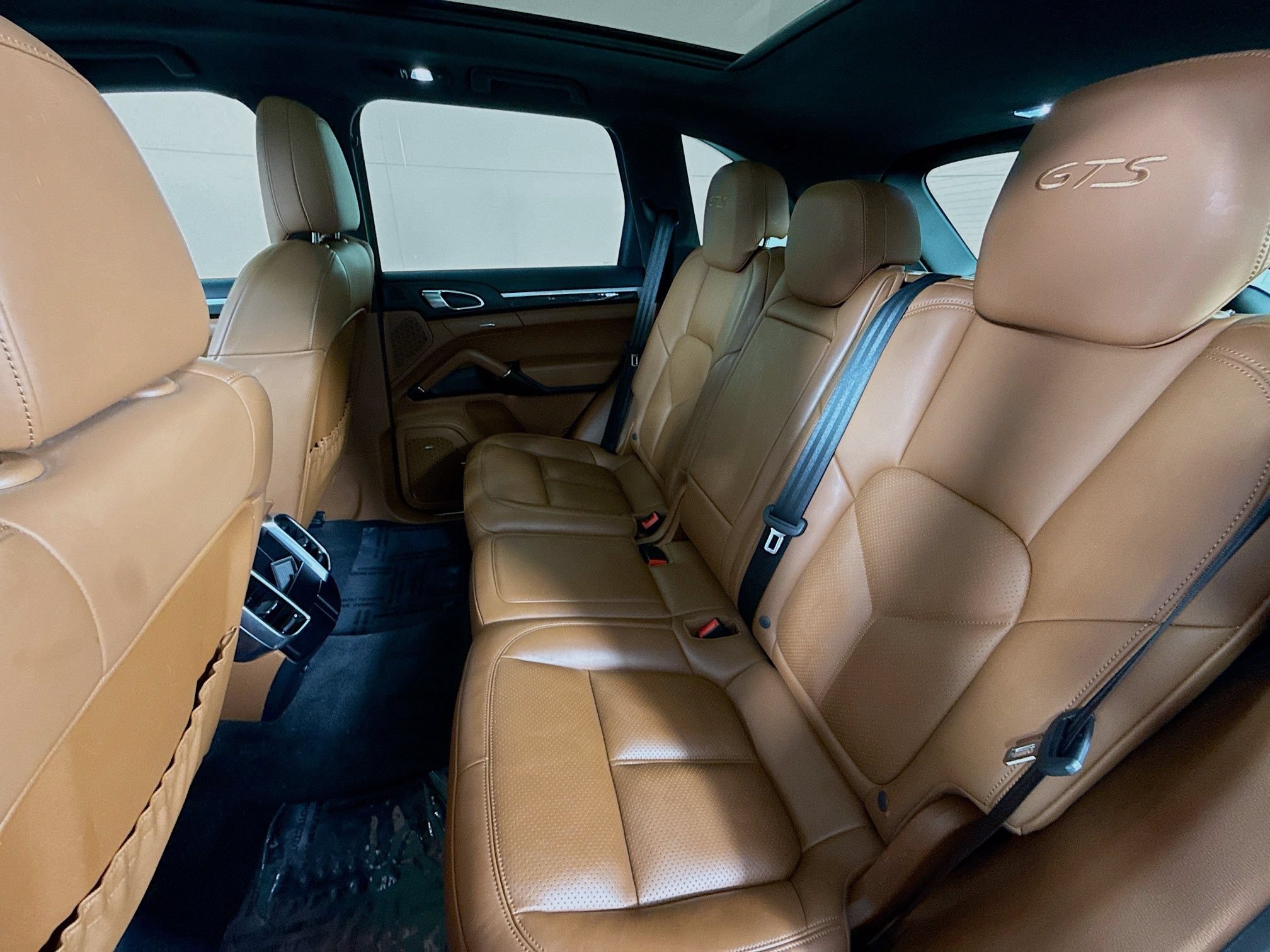 Certified 2018 Porsche Cayenne GTS AWD/4WD image 23