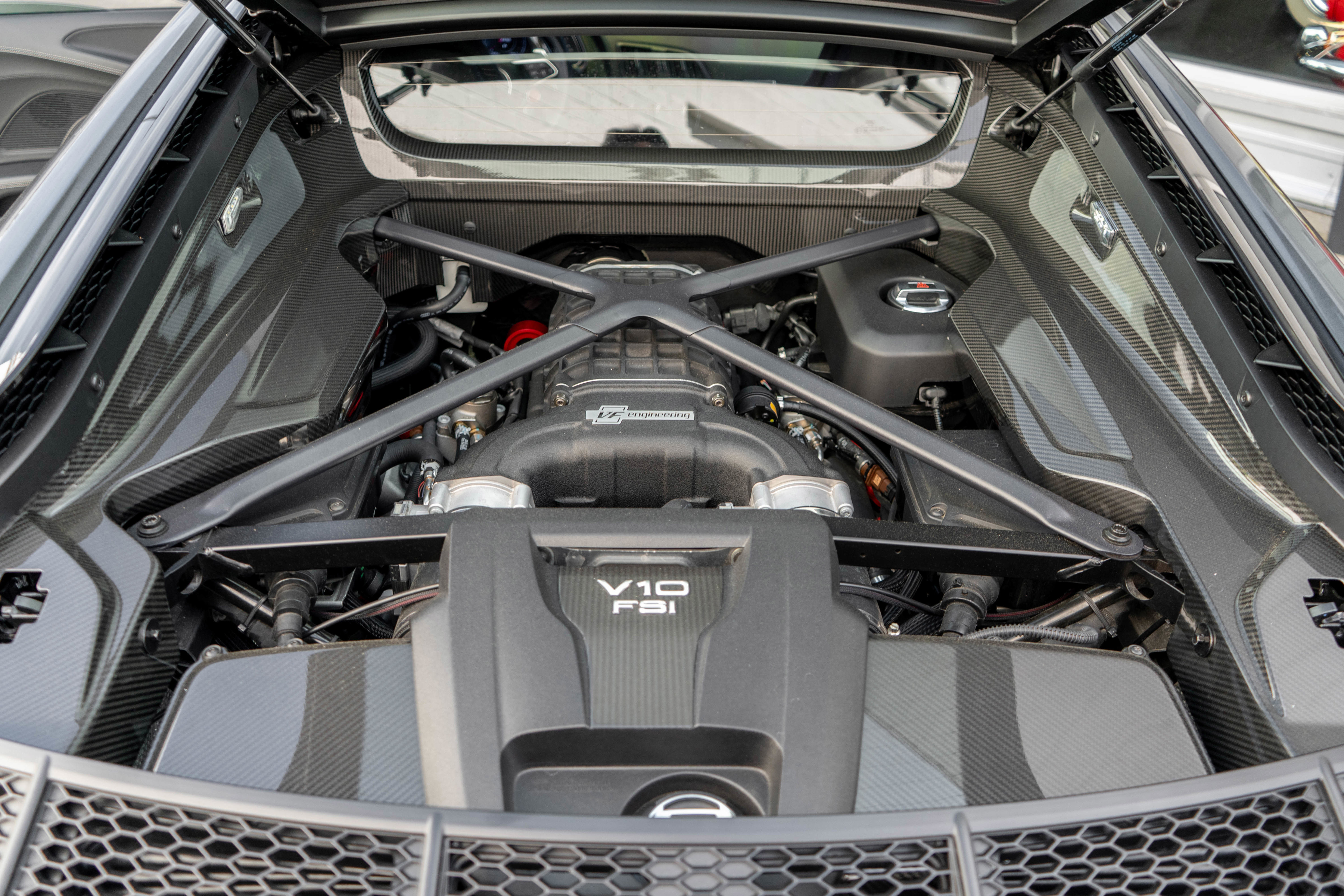 Used 2017 Audi R8 V10 plus AWD/4WD image 31
