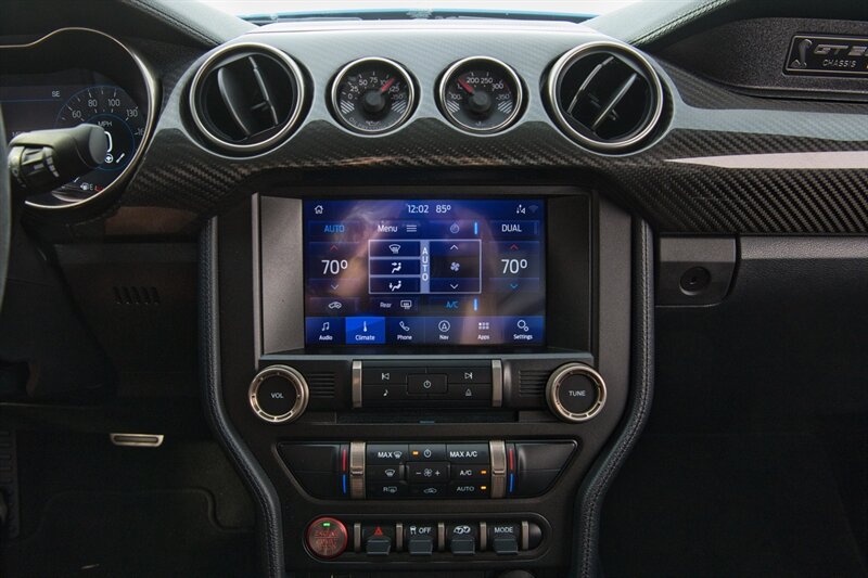 Used 2021 Ford Mustang Shelby GT500 w/ Technology Package RWD image 28