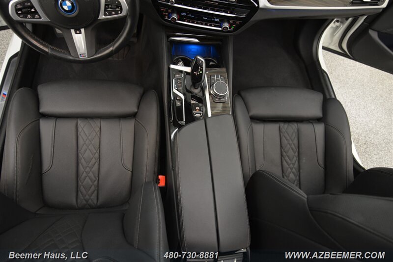 Used 2023 BMW 530e w/ M Sport Package RWD image 22