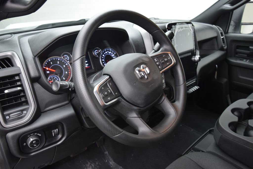 New 2026 RAM 3500 Tradesman image 39