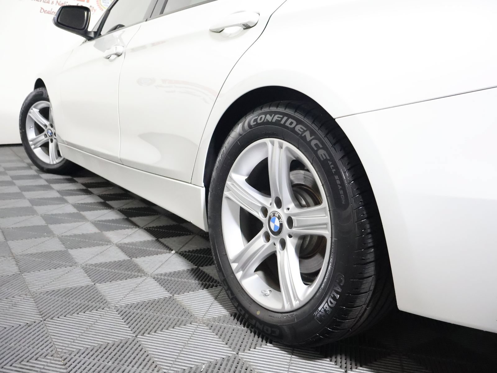 Used 2014 BMW 328d xDrive Wagon AWD/4WD image 12