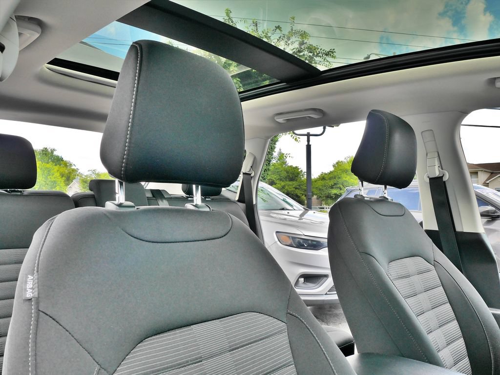 Used 2023 Ford Edge SEL w/ Convenience Package AWD/4WD image 14