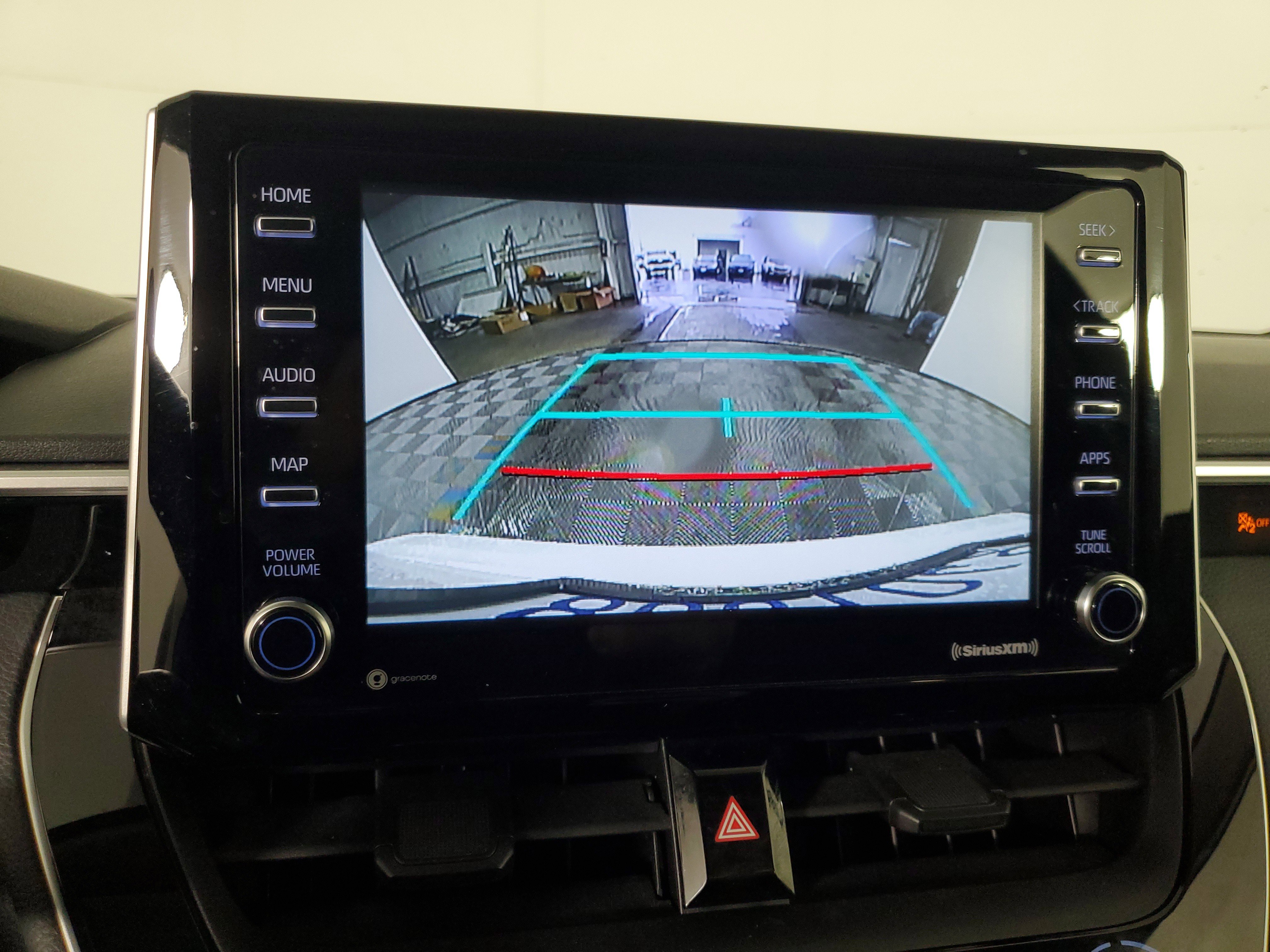 Used 2021 Toyota Corolla LE w/ Carpet Mat Package (TMS) image 21