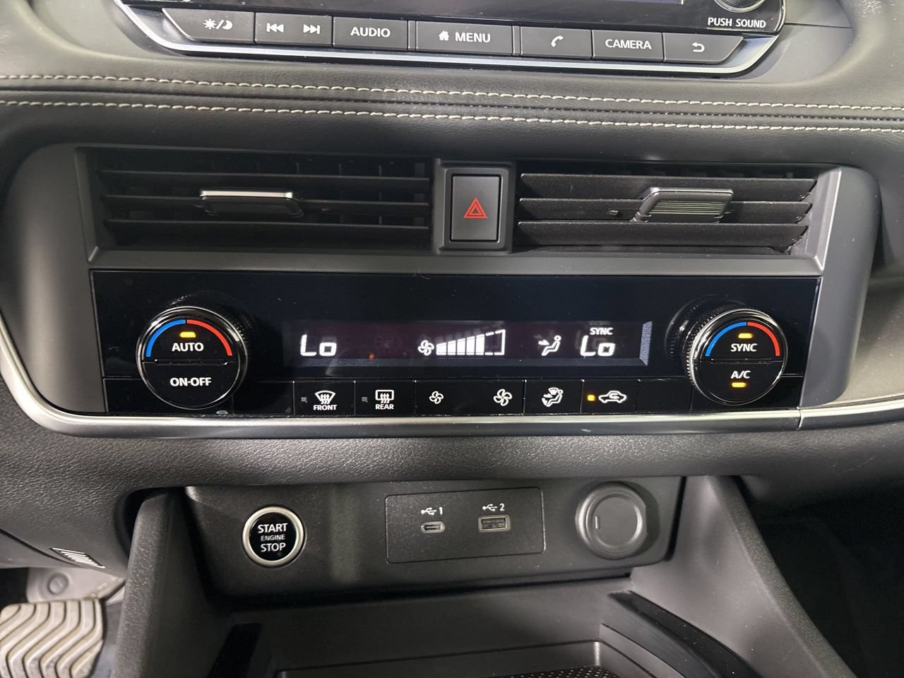 Used 2023 Nissan Rogue SV FWD image 16