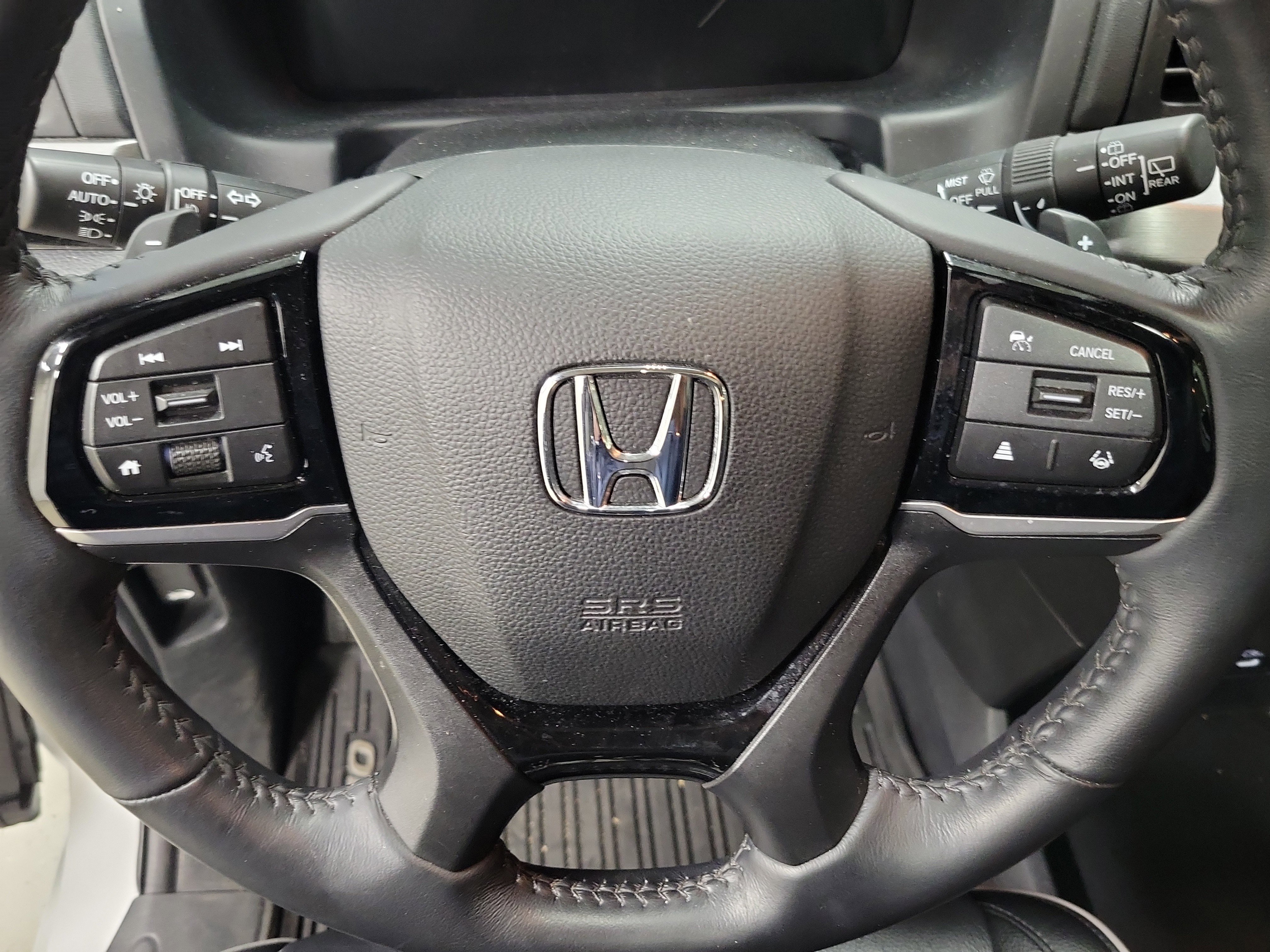 Certified 2025 Honda Odyssey Touring image 26