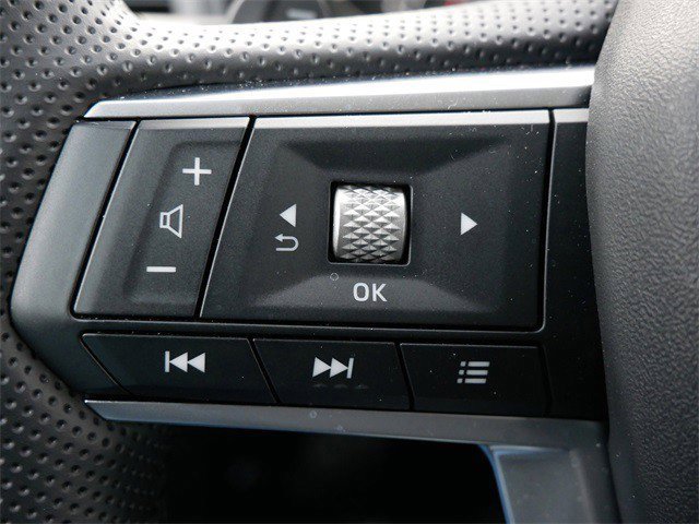 Used 2025 Mitsubishi Outlander SE image 26