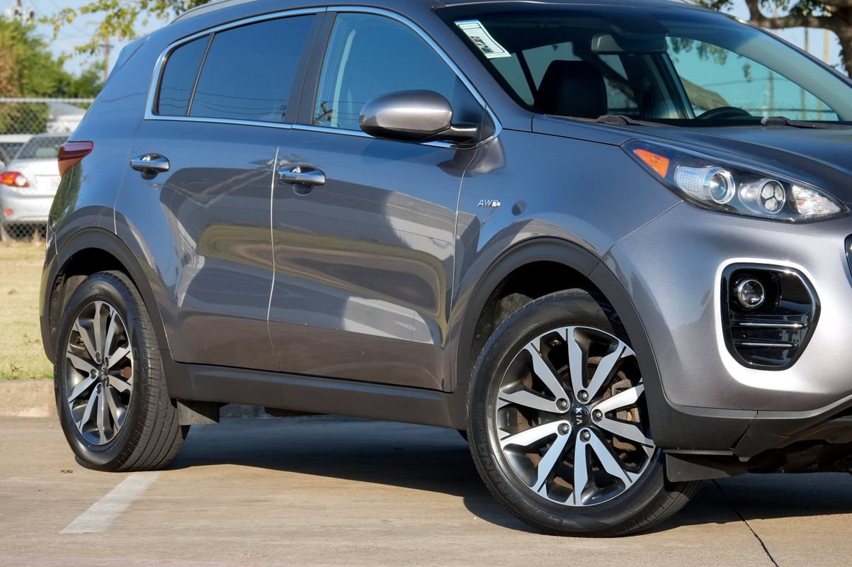 Used 2017 Kia Sportage EX AWD/4WD image 18