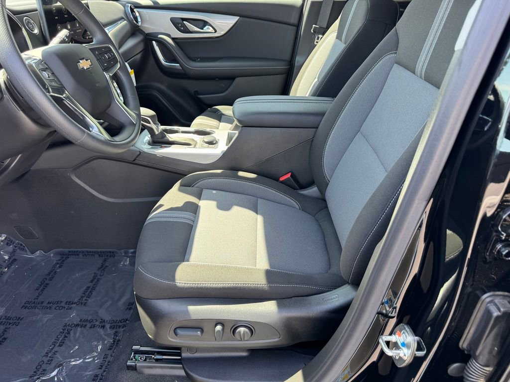 New 2026 Chevrolet Blazer LT FWD image 14