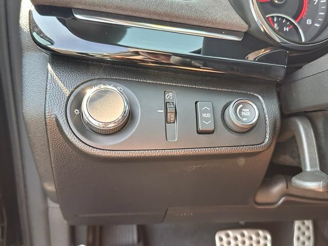 Used 2016 Chevrolet SS RWD image 17