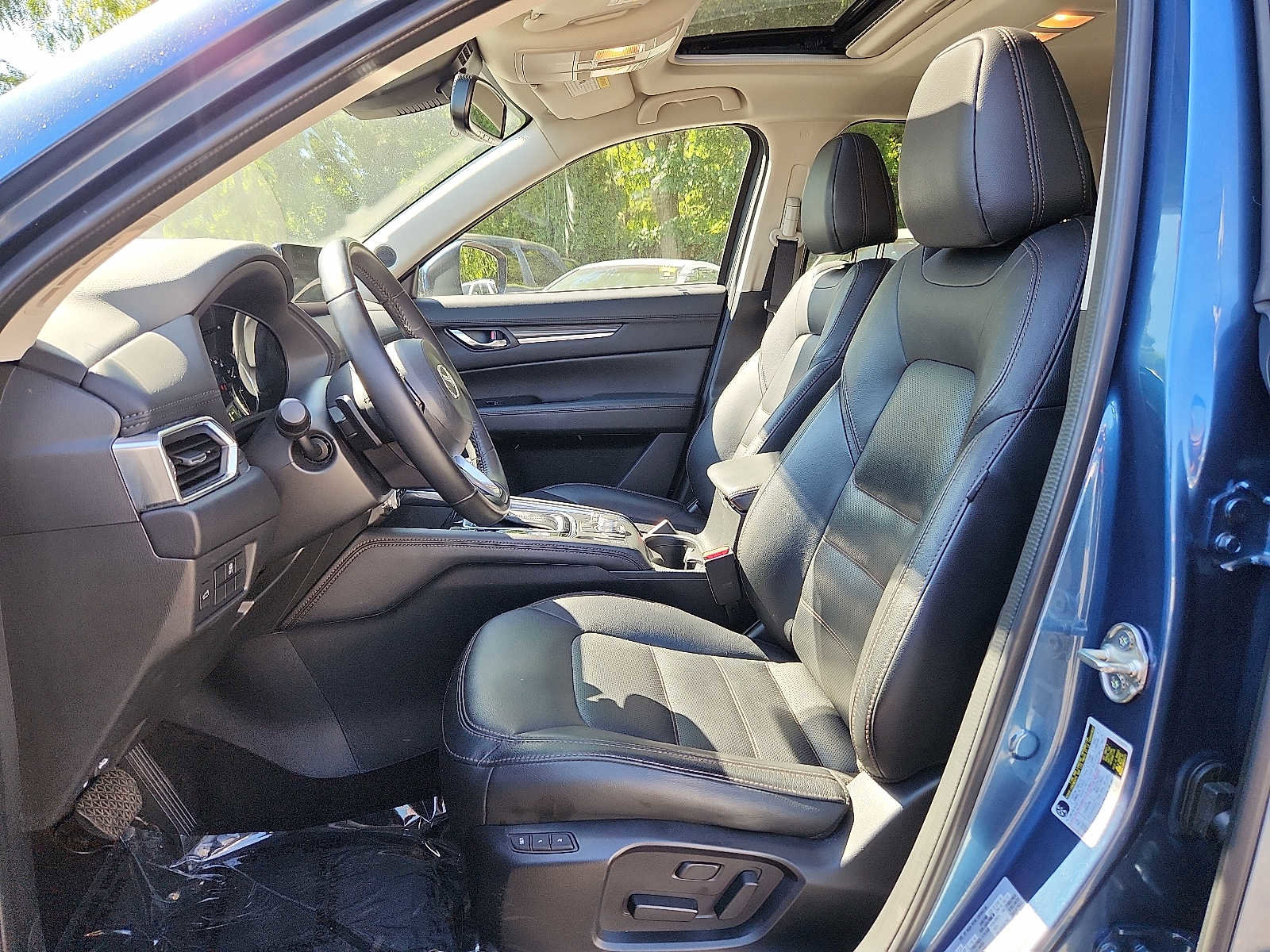 Used 2023 MAZDA CX-5 AWD 2.5 S w/ Premium Package image 13