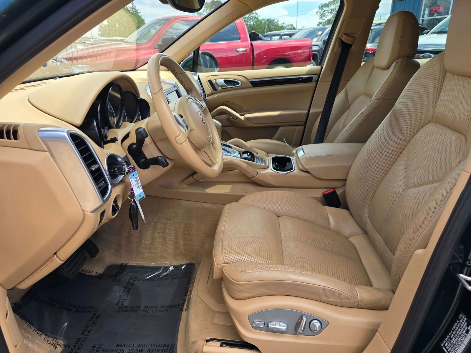 Used 2014 Porsche Cayenne AWD/4WD image 21