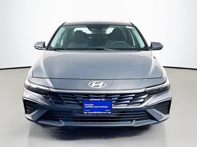 Certified 2024 Hyundai Elantra SE FWD image 11