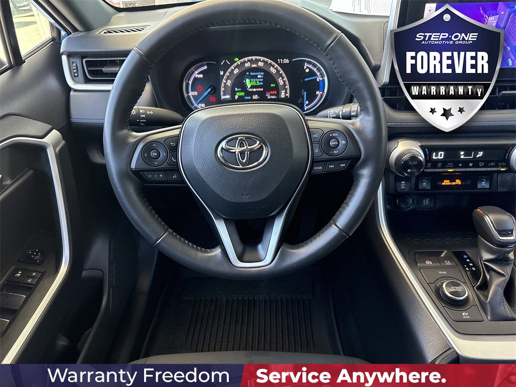 Used 2024 Toyota RAV4 SE image 13