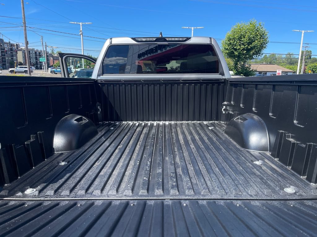 New 2026 Toyota Tundra SR5 AWD/4WD image 25