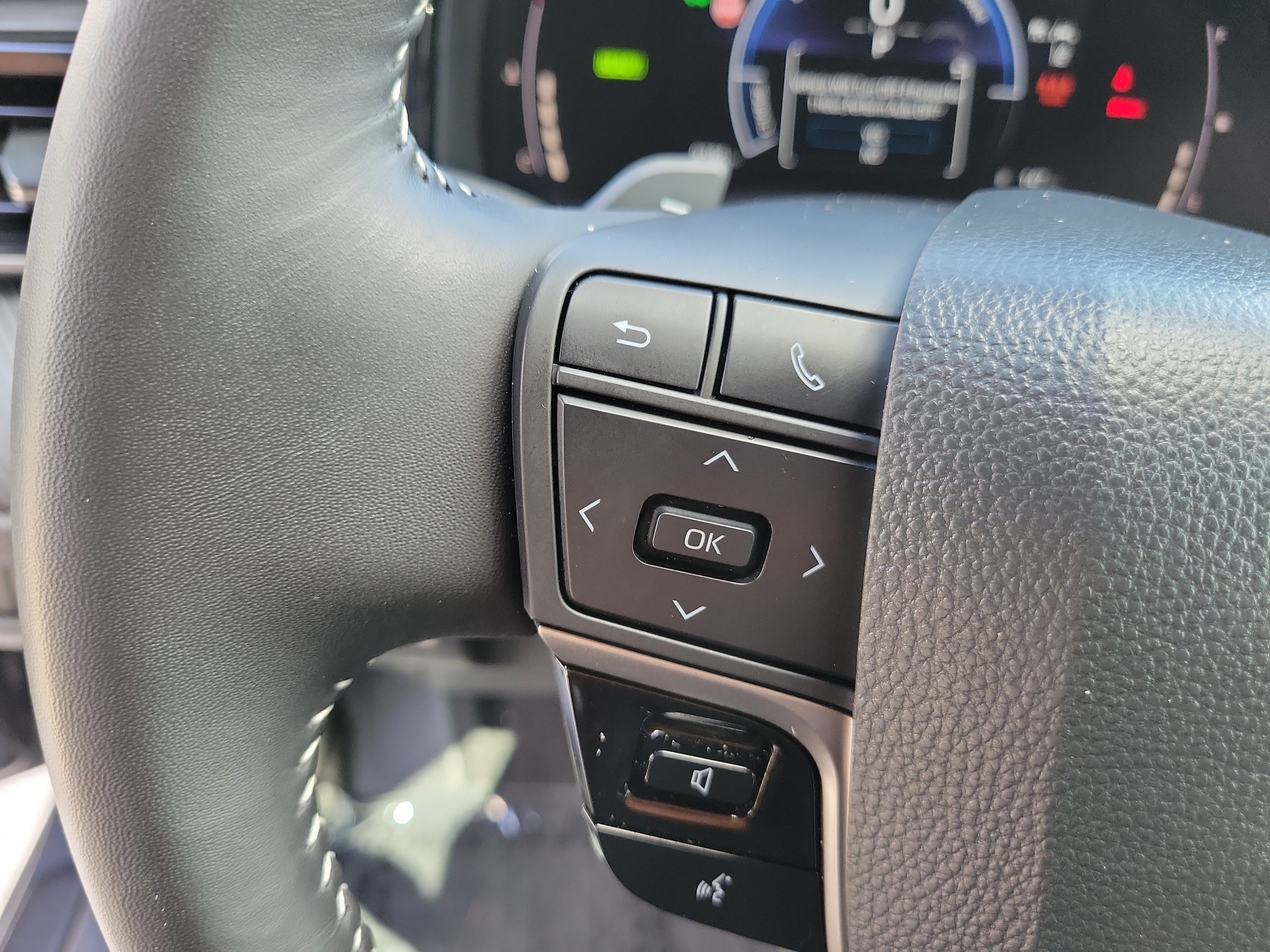 Certified 2026 Toyota Camry SE FWD image 27