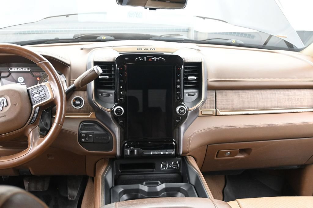 Used 2022 RAM 3500 Limited AWD/4WD image 37