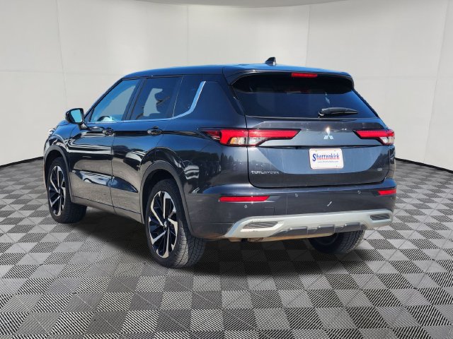 Used 2024 Mitsubishi Outlander SE FWD image 8