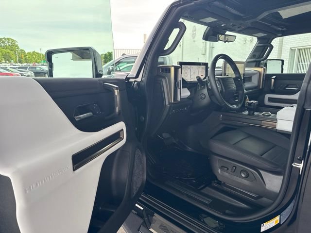 Used 2025 GMC Hummer EV 3X AWD/4WD image 7