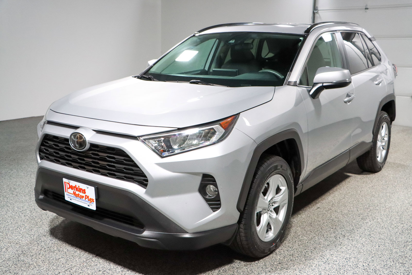 Used 2019 Toyota RAV4 XLE image 31