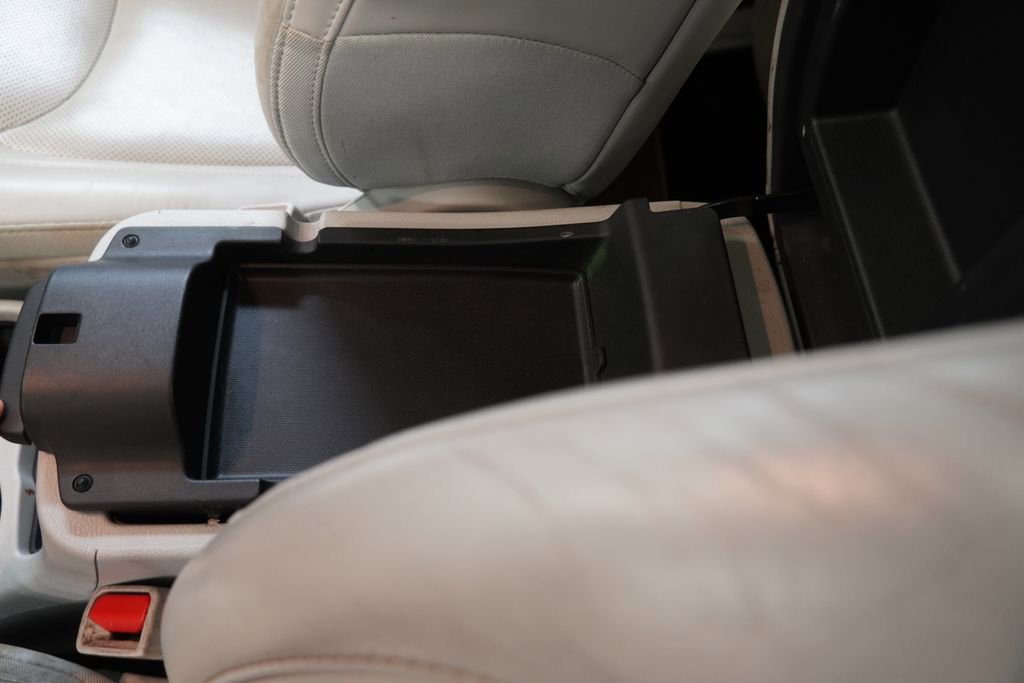 Used 2019 Jeep Cherokee Limited image 20