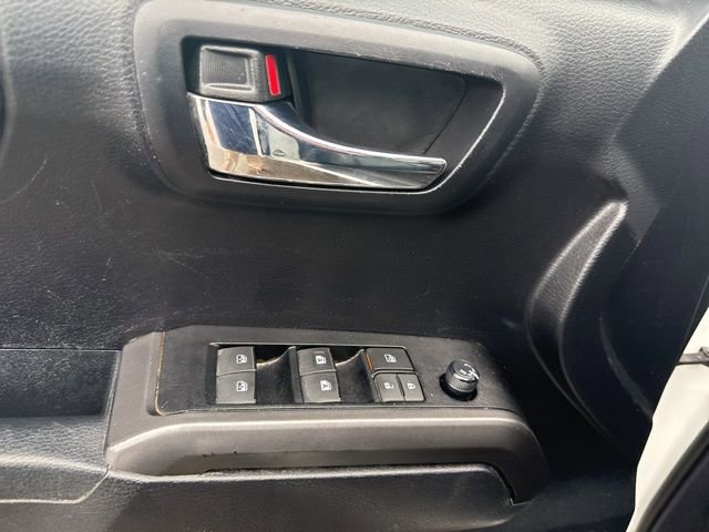 Used 2020 Toyota Tacoma TRD Off-Road w/ TRD Premium Off Road Package image 11