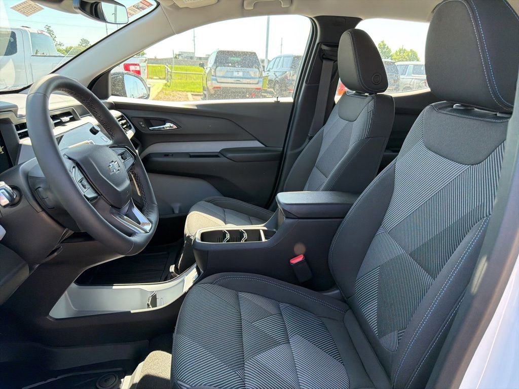 New 2027 Chevrolet Bolt LT FWD image 18