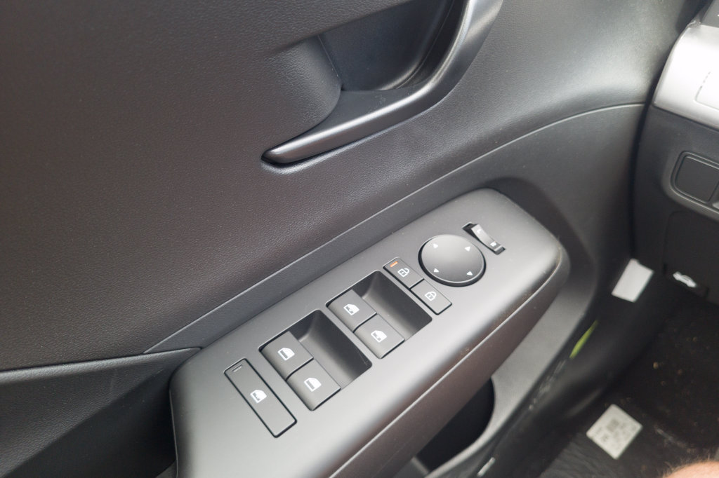 New 2027 Hyundai Kona SEL Sport FWD image 28