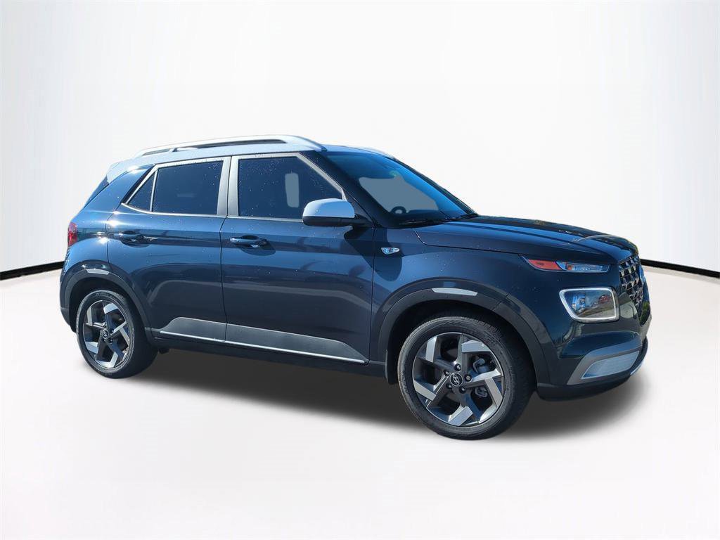 New 2025 Hyundai Venue Limited image 2