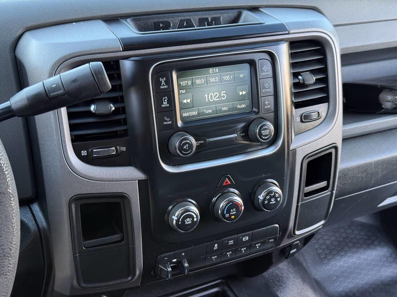 Used 2017 RAM 3500 Tradesman w/ Chrome Appearance Group AWD/4WD image 20