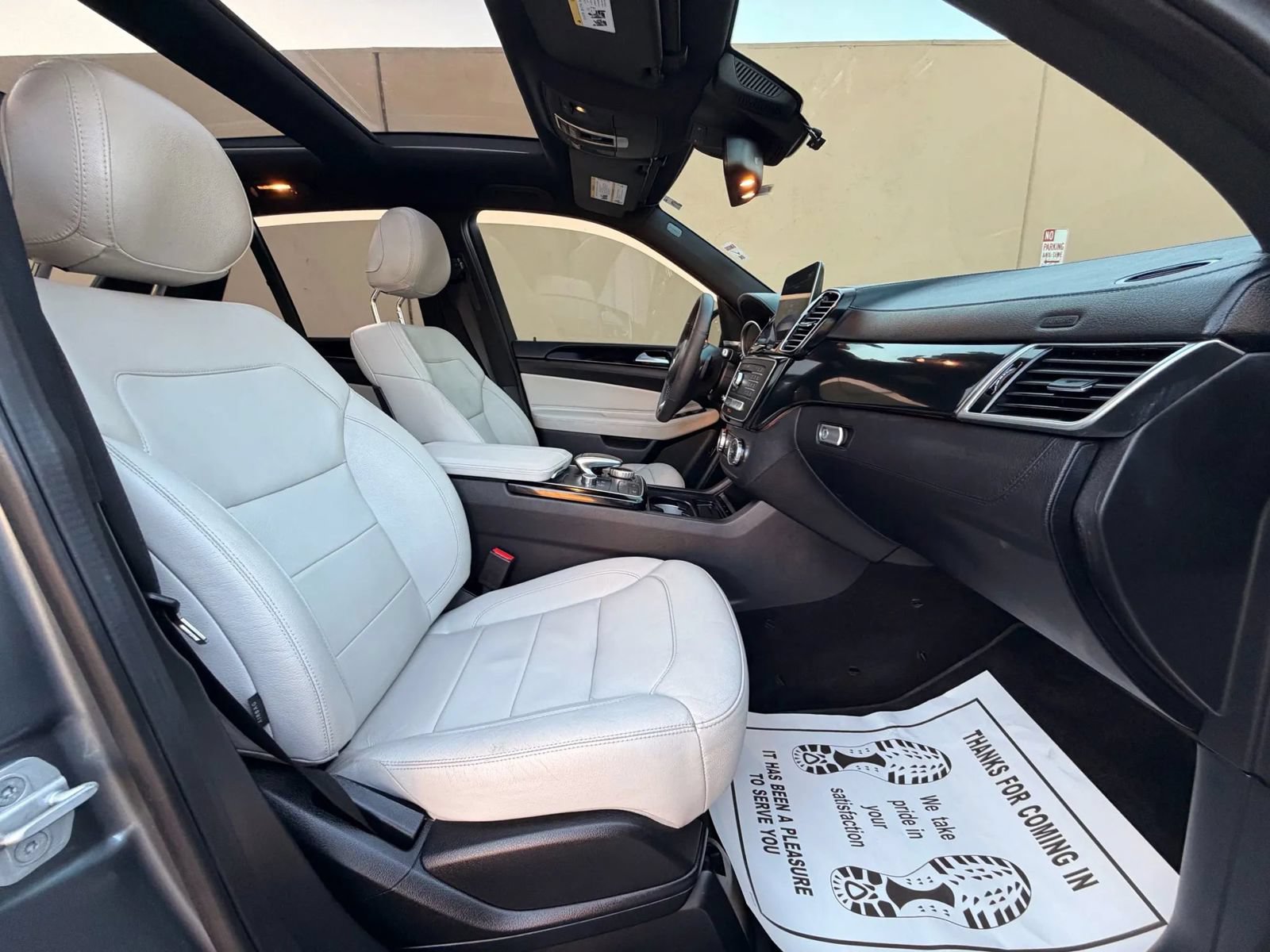 Used 2017 Mercedes-Benz GLE 400 4MATIC image 28