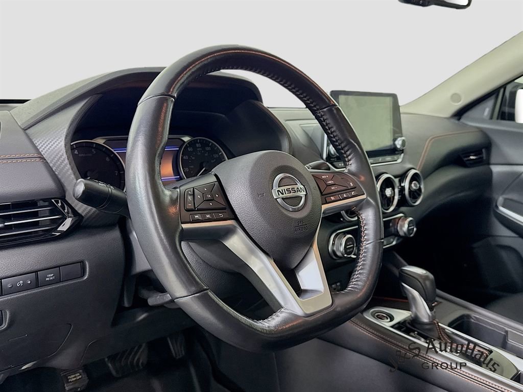 Used 2021 Nissan Sentra SR w/ SR Premium Package image 9