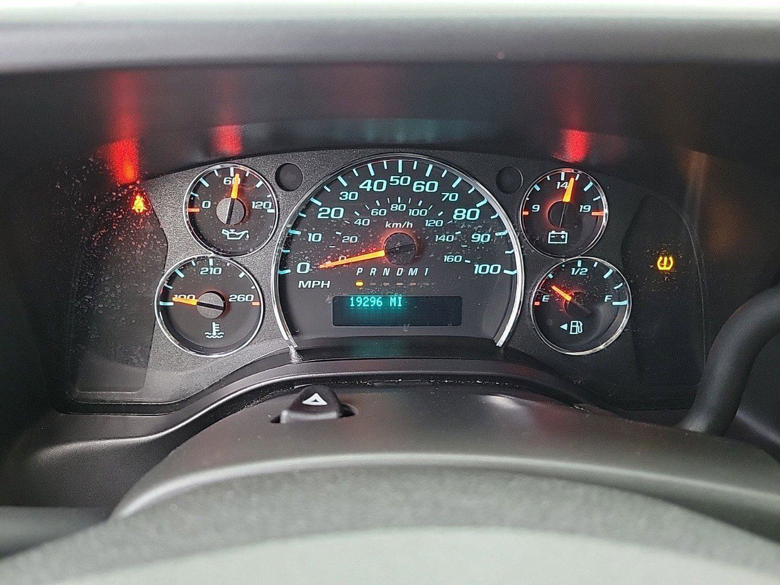 Used 2024 GMC Savana 2500 w/ Driver Convenience Package image 25