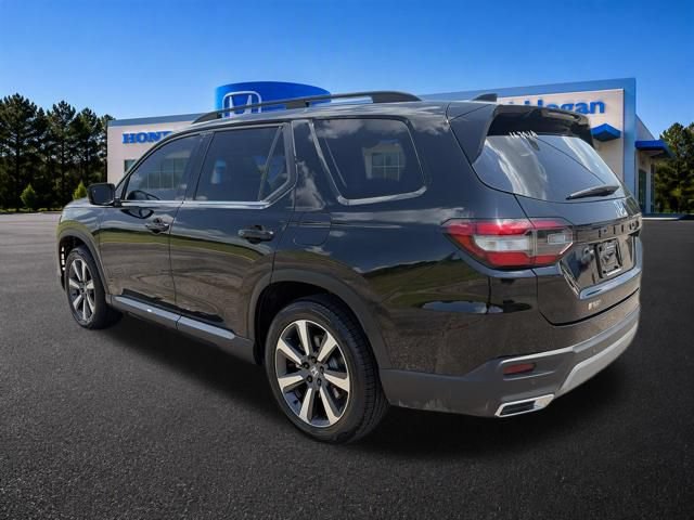Used 2024 Honda Pilot Touring video 4