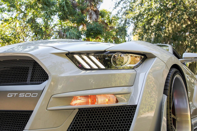 Used 2020 Ford Mustang Shelby GT500 w/ Technology Package image 78