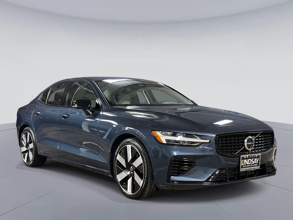 Used 2023 Volvo S60 T8 Plus w/ Climate Package AWD/4WD image 9