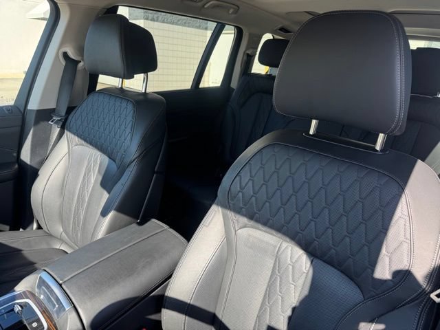 Certified 2026 BMW X7 xDrive40i image 19