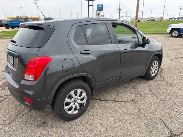 Used 2019 Chevrolet Trax LS image 3