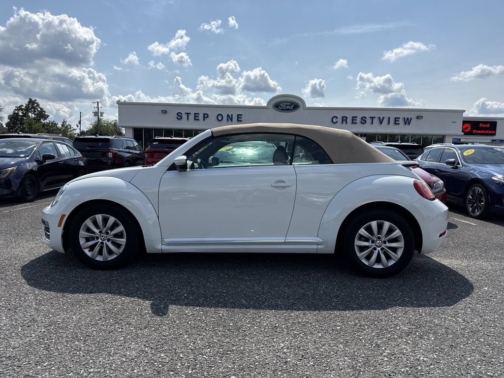Used 2017 Volkswagen Beetle 1.8T S FWD image 4