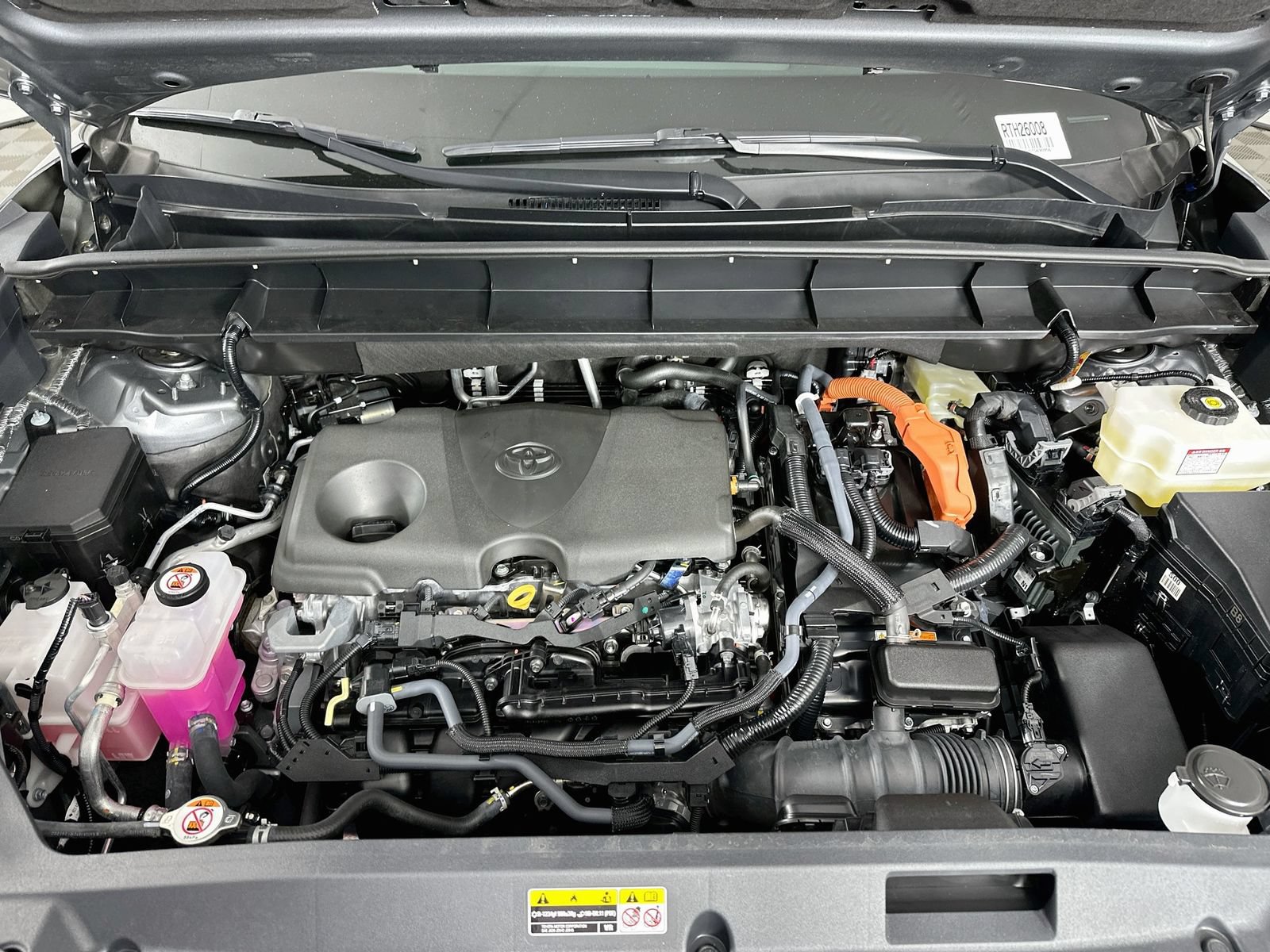 Certified 2026 Toyota Highlander XLE AWD/4WD image 32