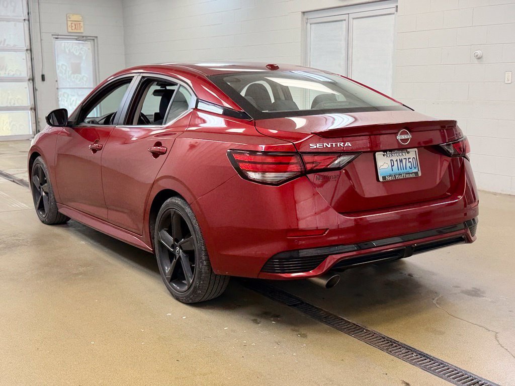 Used 2024 Nissan Sentra SR FWD image 7