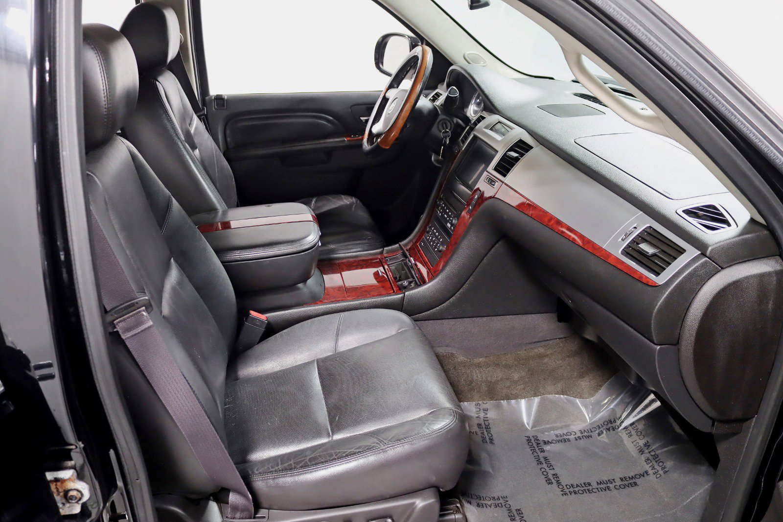 Used 2011 Cadillac Escalade EXT AWD/4WD image 25