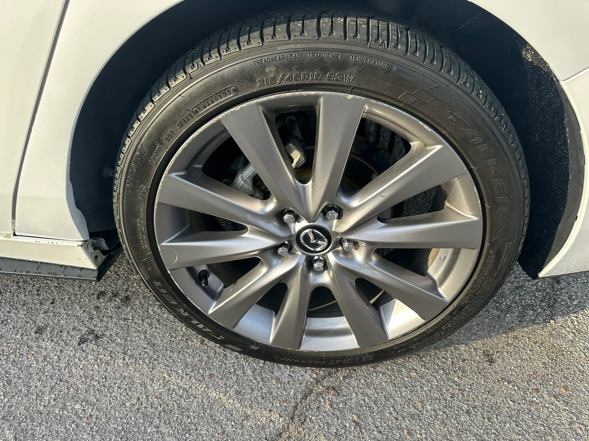 Used 2019 MAZDA MAZDA3 Sedan w/ Preferred Package FWD image 27