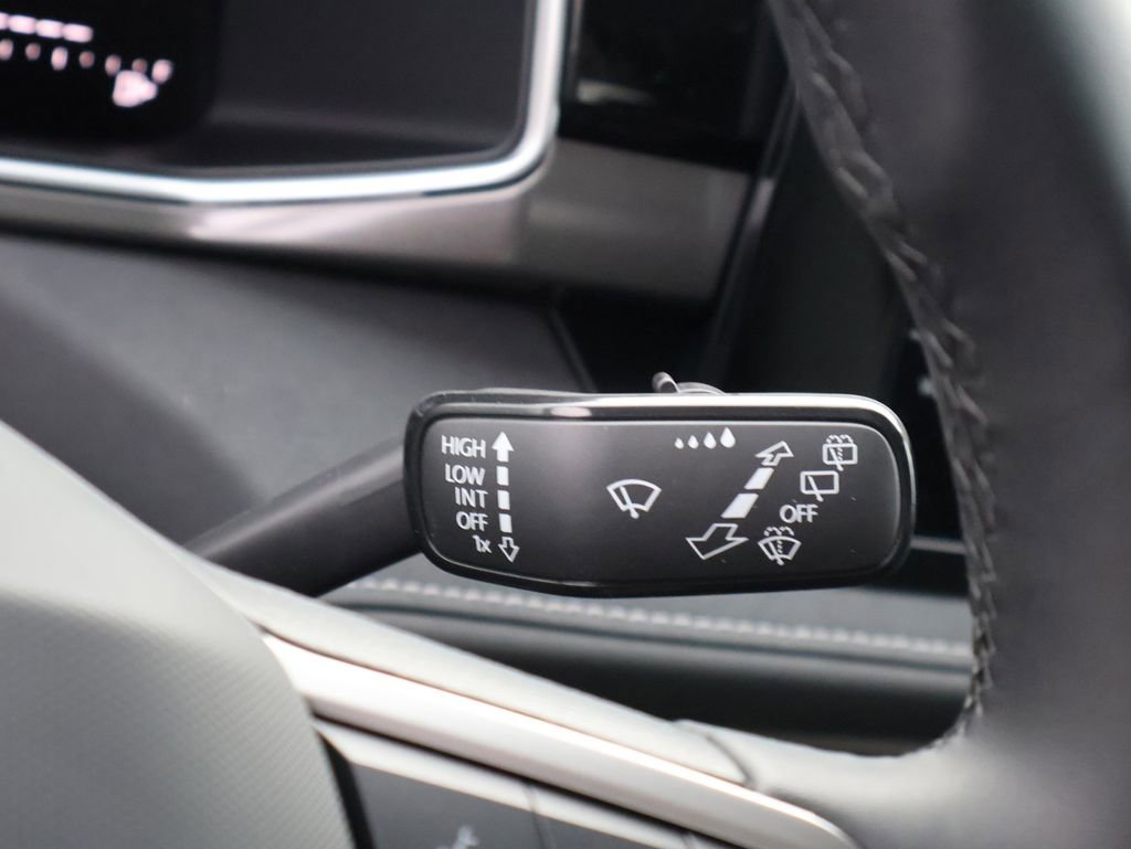 New 2026 Volkswagen Taos SE AWD/4WD image 33