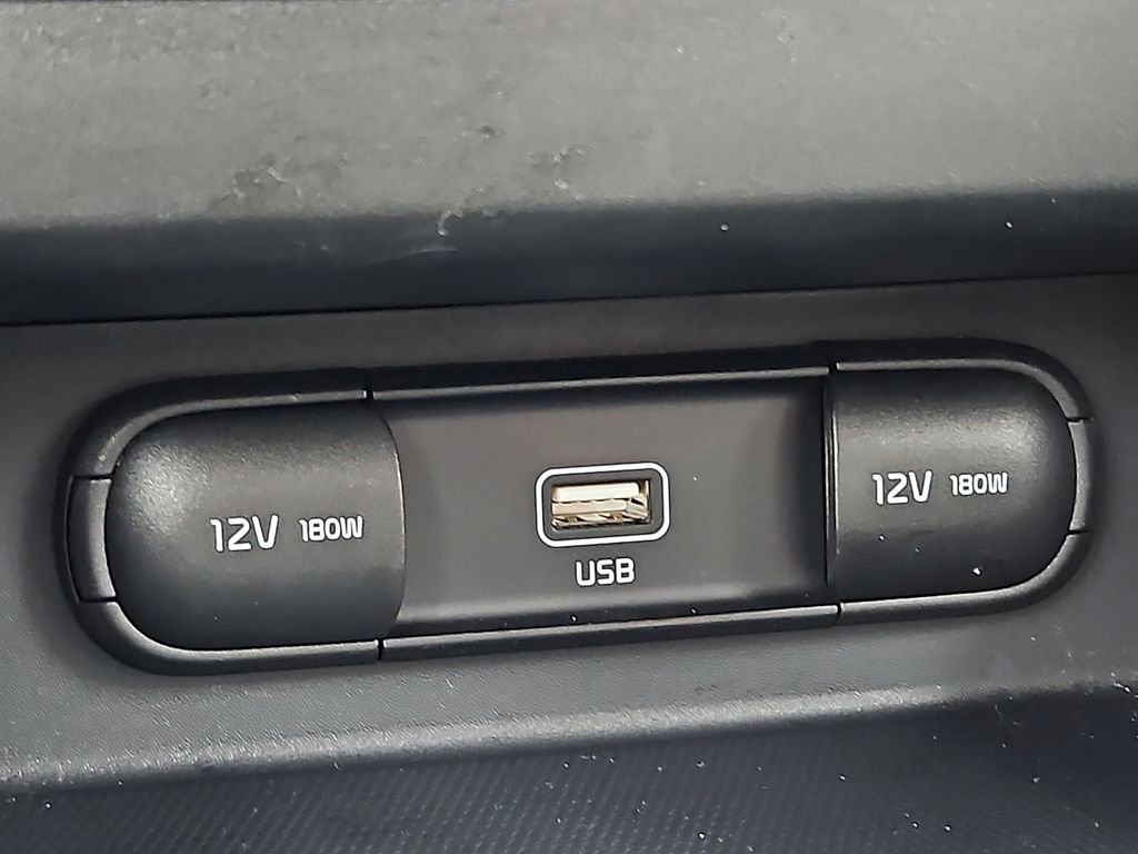 Certified 2022 Kia Seltos LX image 21