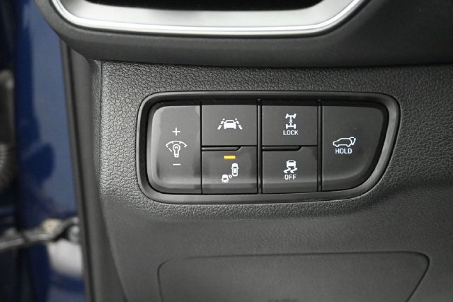 Used 2019 Hyundai Santa Fe AWD image 11