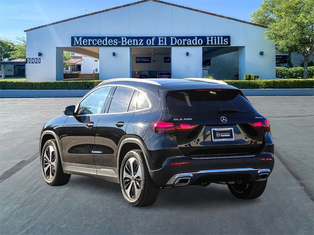 New 2025 Mercedes-Benz GLA 250 4MATIC image 2