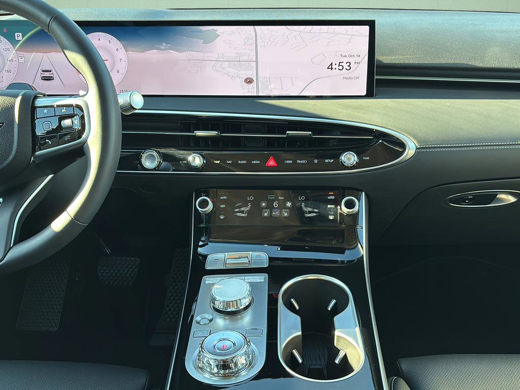 Certified 2026 Genesis GV70 2.5T image 22